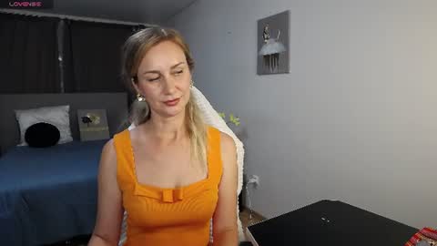 Vanessa  online show from July 1, 5:56 pm