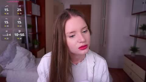 Luna online show from February 1, 6:17 pm