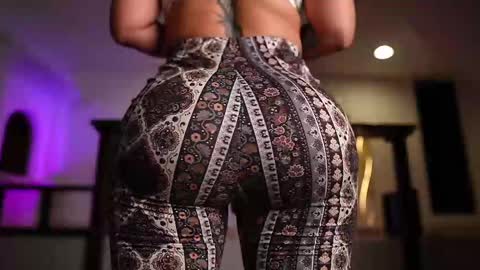 Vania  online show from March 3, 1:38 am