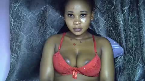 vanillavenus online show from December 16, 12:05 am