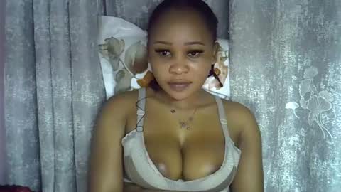 vanillavenus online show from June 4, 3:05 pm