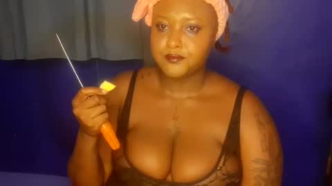 vannah_bae online show from February 6, 8:13 pm