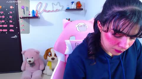 Vanesa online show from March 6, 8:59 pm