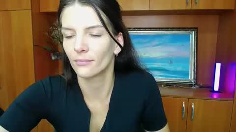 Vanessa online show from September 29, 6:51 am