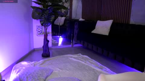 VanessaNyx online show from April 4, 1:04 am