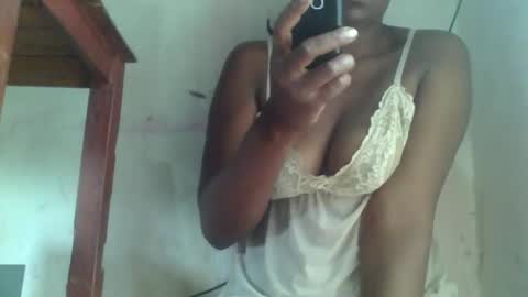 vayanah317 online show from April 7, 6:26 am