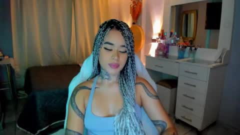 Vayolett Bass online show from March 27, 8:59 am