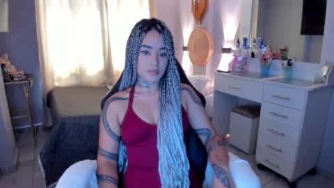 Vayolett Bass online show from January 5, 7:17 pm