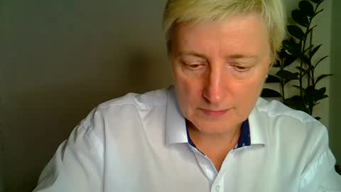 vea_motty online show from November 3, 6:01 pm