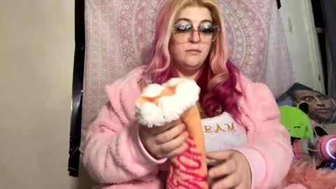 Veronica Lehane online show from February 17, 8:09 am