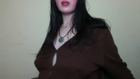 velira_ online show from December 19, 7:00 am