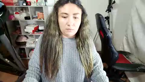 Im VelaI will be Christmas and New Year with my family December 22 to January 13 I will miss you guys. online show from April 20, 4:04 am