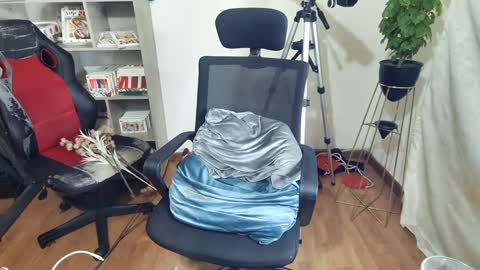 Im VelaI will be Christmas and New Year with my family December 22 to January 13 I will miss you guys. online show from September 23, 6:33 am