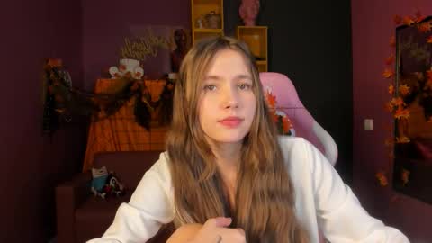 velvet_cherry online show from October 15, 3:58 pm