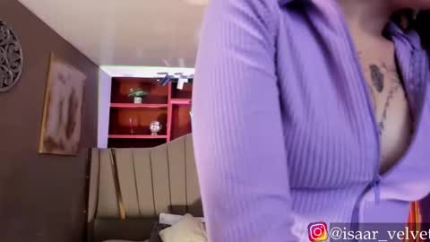 Isabella  online show from January 17, 11:40 am