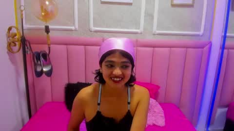 velvet_giirll online show from June 27, 5:30 am