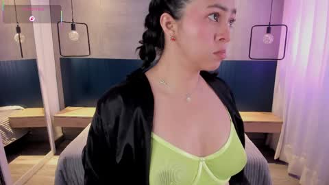 velvettease_ online show from September 24, 1:54 pm