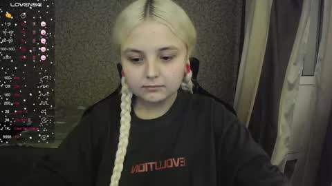 eva 3 online show from September 19, 11:04 pm