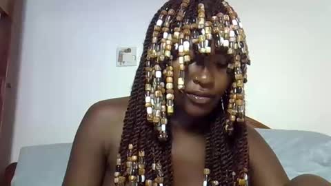 venom_kisses5050 online show from February 18, 1:59 am