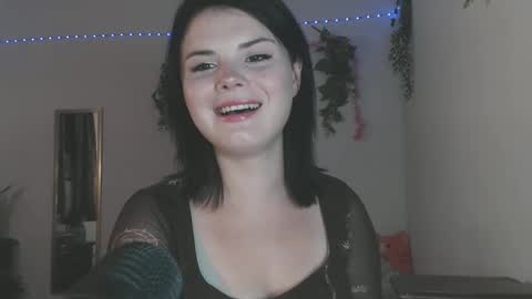 Miss Venus online show from April 3, 2:09 am