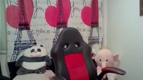 VENUSINA07 online show from April 3, 4:54 am