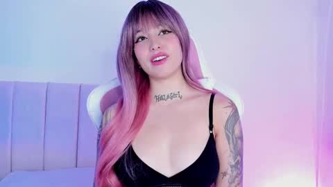 Shelly online show from September 15, 2:03 pm