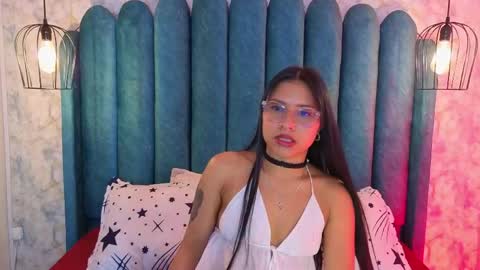 Domelipa  online show from April 18, 11:45 am