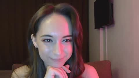 Una online show from October 2, 2:44 pm