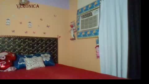 Vernica20122 online show from June 20, 4:38 am