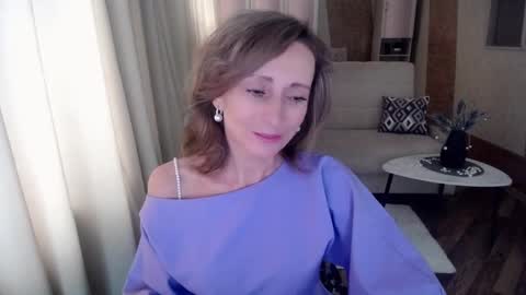 Helen online show from March 1, 5:52 am