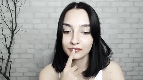 Ana online show from February 20, 5:09 pm