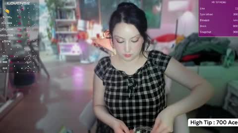 vesafine online show from April 9, 2:03 am