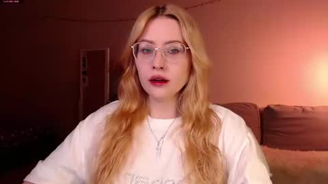 Iva  online show from June 19, 12:37 am