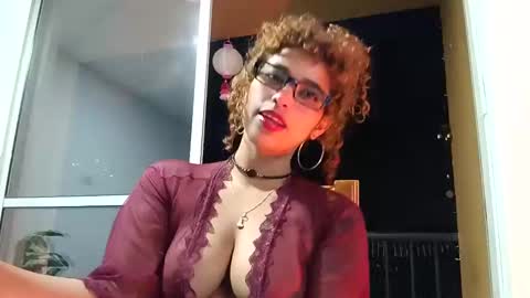 Vicky  online show from September 25, 1:26 am