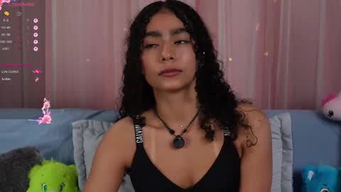 vicky_curly online show from October 18, 1:52 am