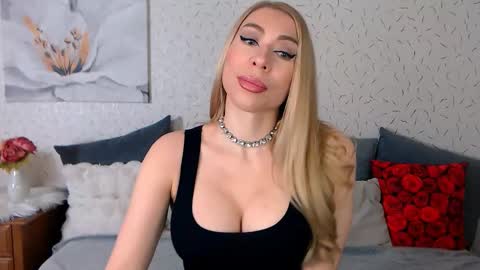 VickyVenus online show from February 4, 11:19 pm