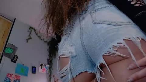 Victoria   online show from October 17, 8:12 pm