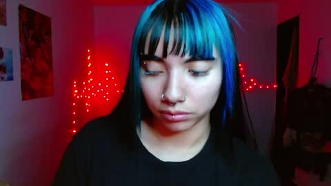 victoria online show from May 15, 6:38 am