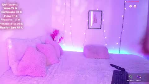 victoria_rossett online show from July 26, 8:16 pm