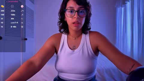 victoriaamelie online show from February 26, 6:29 pm