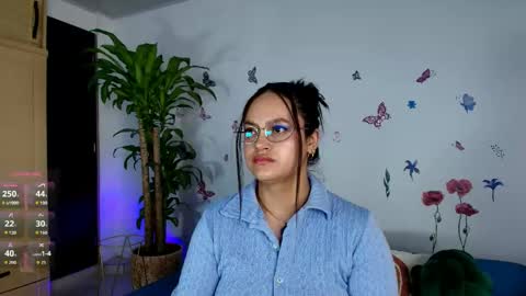 Victoria online show from April 25, 9:01 am