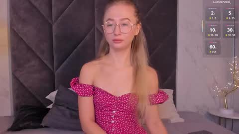 Victoria online show from October 21, 5:55 am