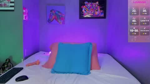 victoriameller online show from February 21, 11:38 pm