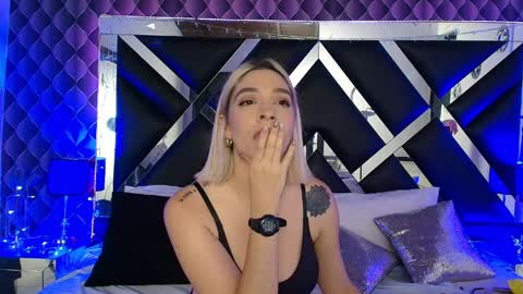 victtoria lee online show from March 31, 9:26 pm