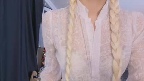 Eva online show from April 24, 12:41 pm