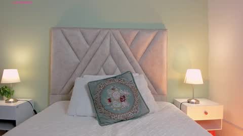 Victoria  online show from September 11, 11:21 am