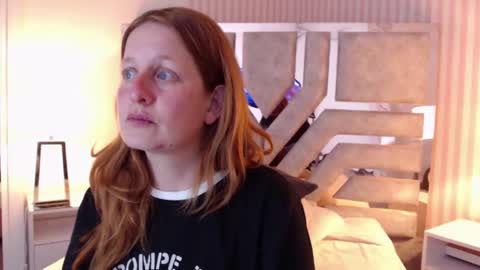 Violeta online show from December 24, 12:44 am