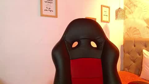 viioleta online show from March 11, 12:28 pm