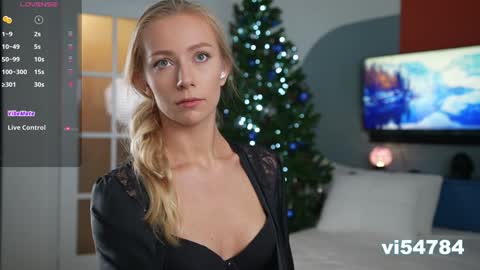 vika54784 online show from December 31, 8:15 am