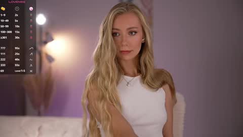 vika54784 online show from November 28, 1:19 am